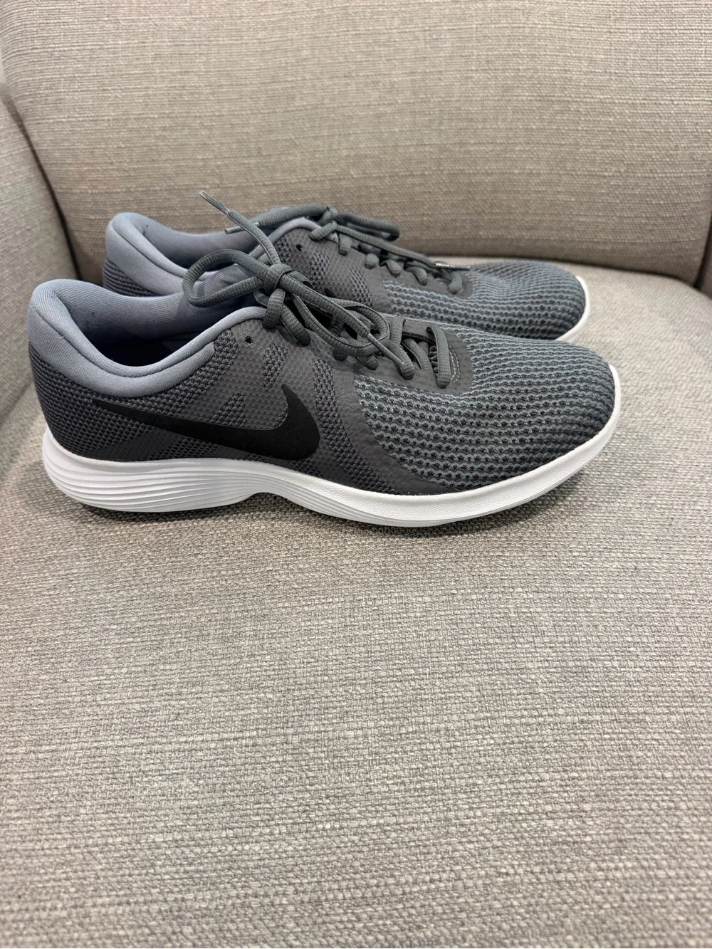 Nike Men’s Running Shoe - Grey with Black Swoosh
